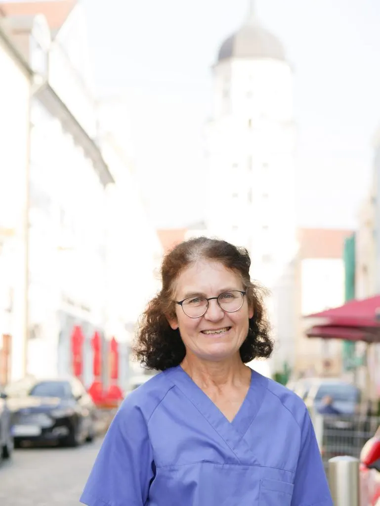 Helga — Praxisteam der Zahnarztpraxis Dr. Seidl
